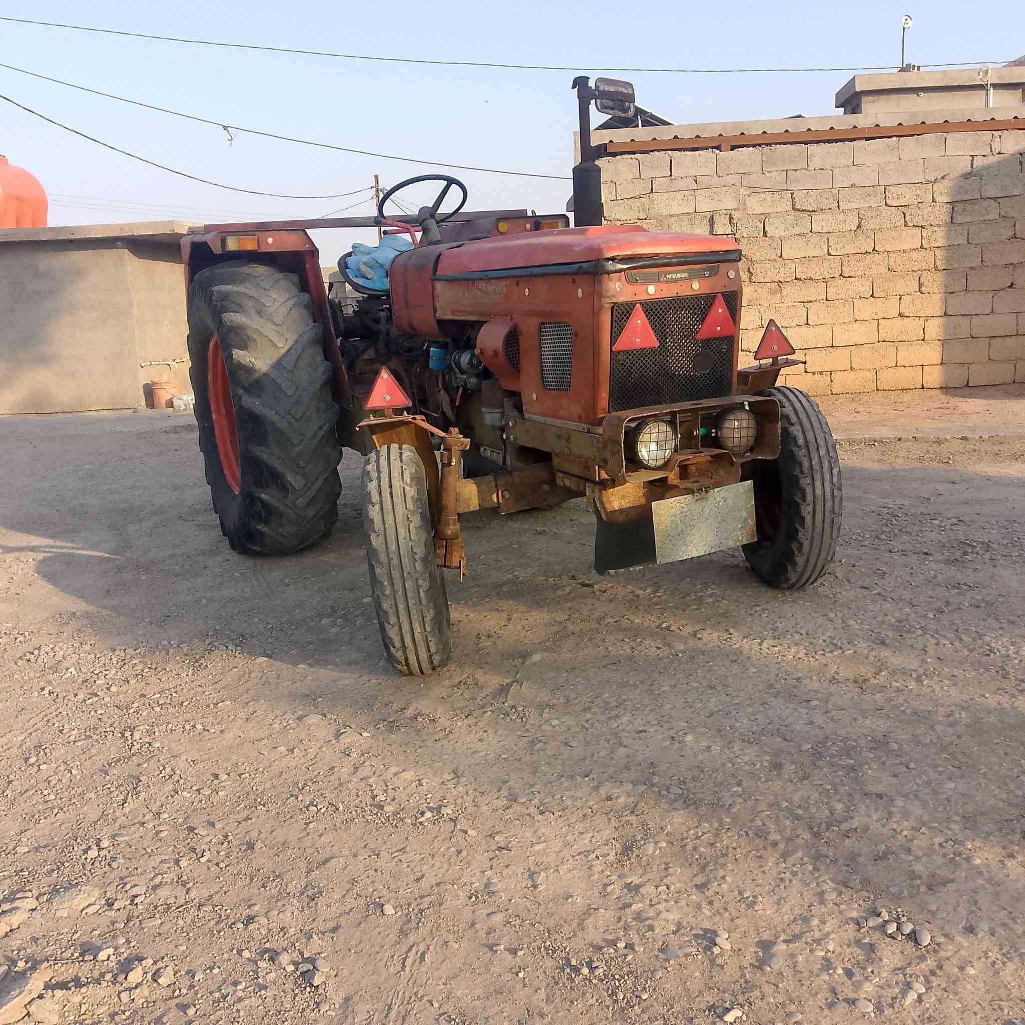 عنتر البيع موديل 88سنويه ورقم بيه مكان جلولاء رقم موبيل ***********
