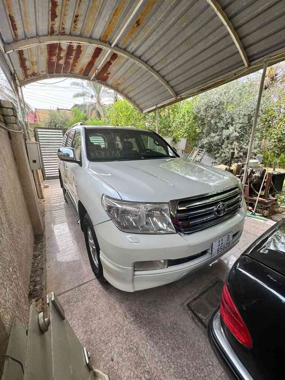 السلام عليكم 
لاندگروز 10 مواصفات GXR وكالة بريم بإسمي ومكانها بغداد محرك 8 سلندر 4600 ام الشاشه بالسقف تبريد ثلج باتري جديد ادامه كامله فلاتر منظومة بانزين كله جديد تخم تاير جواها مصارله هواي من بدلته دعاميات صبغ وبارد بدلعة الصندوق والسياره جديده حيل مال بيت استخدامنا الشخصي ومناقصه برغي ماشيه 186
السعر 260 وبيها مجال 
للتواصل خاص او واتساب
*********** ابو يوسف بغداد, العراق

