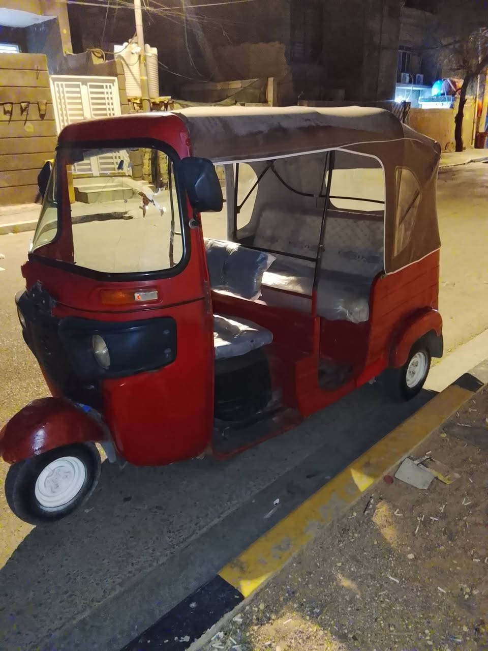 باجات موديل 18 اوراق وصوليه سعر مليونين و100 عنواني القبله ***********
