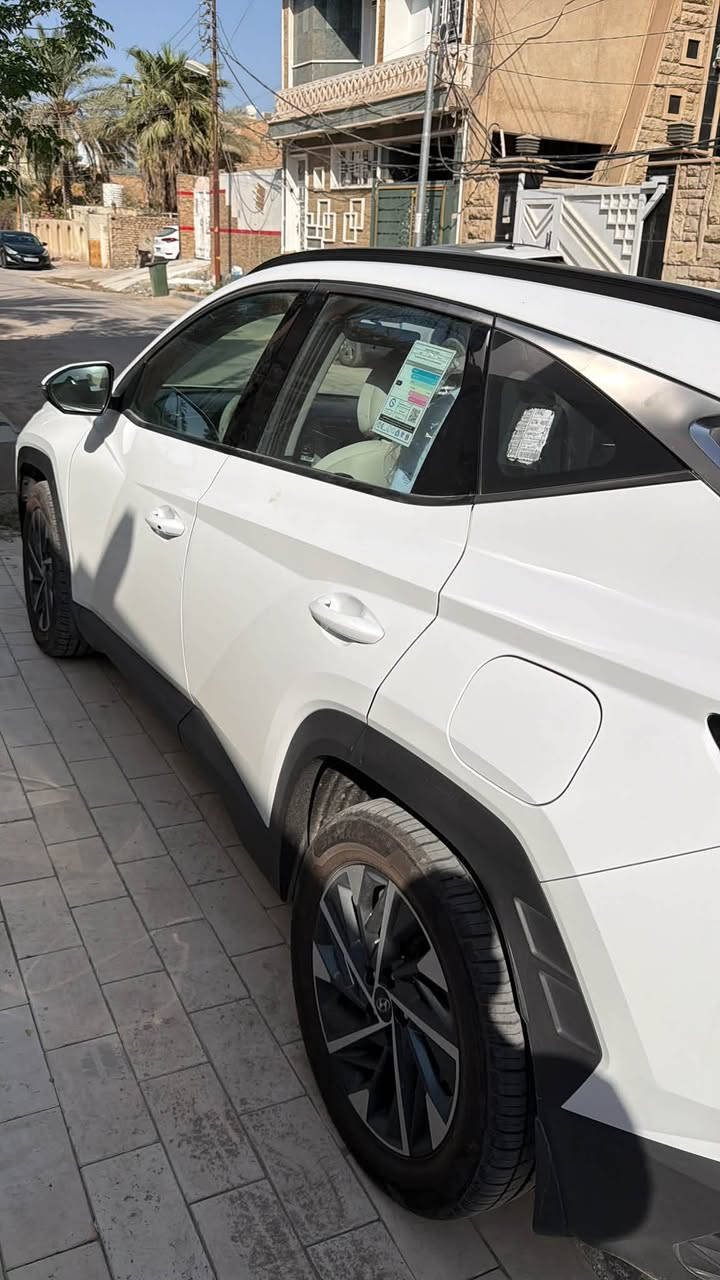 توكسان ٢٠٢٤ ماشيه ٦٥ الف بيه بارد بسيط بل جاملغ الأيسر بدون صبغ السياره نضيفه بشكل تخم تاير جديد رقم بغداد تحويل ثاني يوم سعر ١٩٠ وبيه مجال مكان السياره كربلاء ***********
