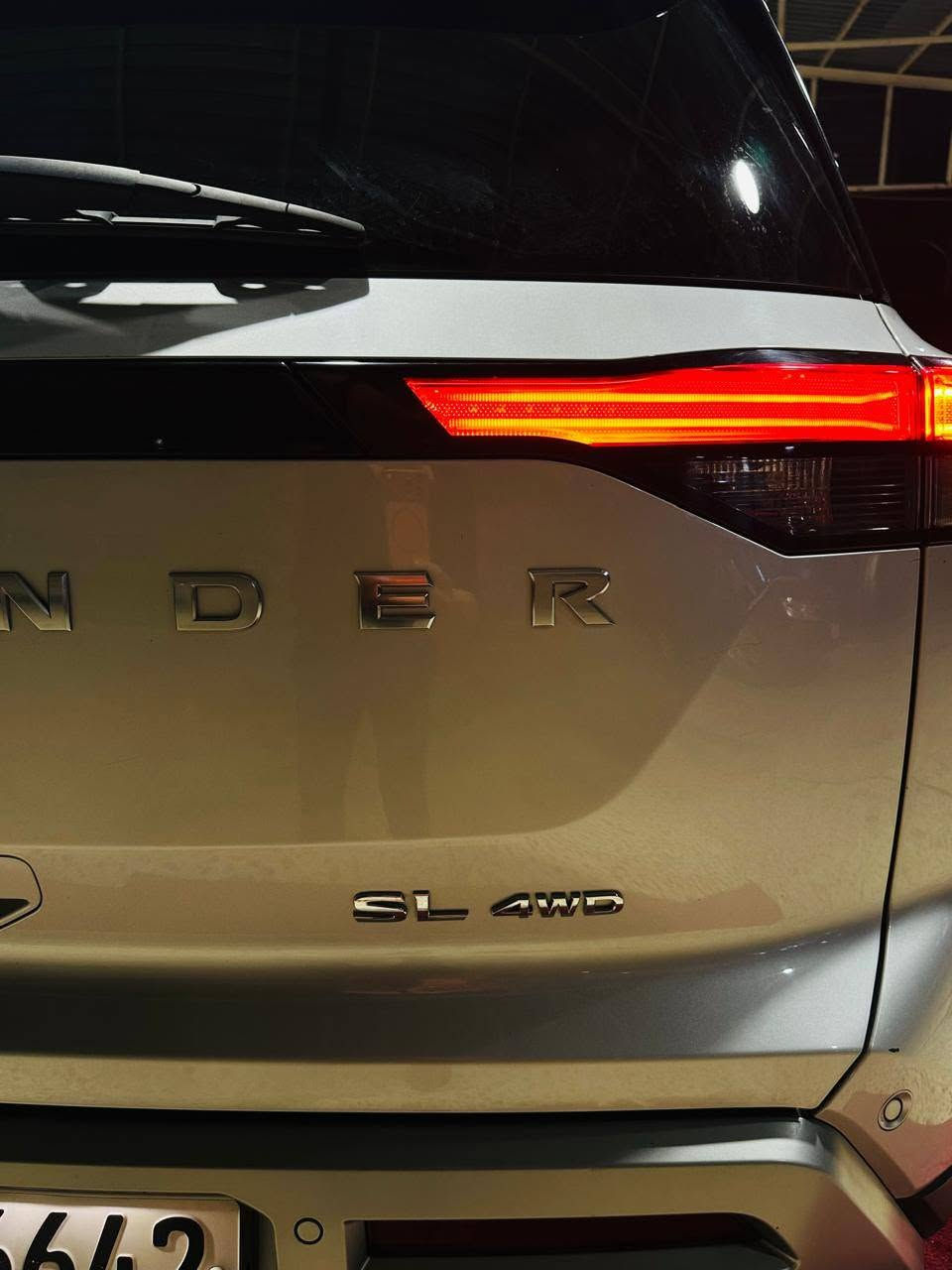🔊(فرع كركوك) 

📌Nissan Pathfinder 2022 SL📌

♂️عداد المسافة 44000 mile

💵 (السعر/ 24000 $ ) 

♦️ (مرقمة رقم اربيل ) 

♦️المواصفات :

بصمة تشغيل
بصمة ابواب
تشغيل عن بعد (Remote Start)
صندوق شفط كهربائي 
فتحة سقف بانوراما 
رادار امامي (تحديد مسار)
رادار جانبي (نقاط عمياء)
رادار خلفي (تحذير من الاصطدام)
حساسات امامية+ خلفية
سستم سماعات BOSE
اوتو بارك Auto Park
كاميرات 360°
 فور ويل AWD  
كشنات جلد
كشنات ميموري
كشنات تدفئة+ تبريد 
كشنات خلفية تدفئة
كشن خلفي منفصل  
دشبول ديجيتال 
تبريد قطعتين لمس
تحكم وضعيات القيادة...Drive Modes 
شفتات + تحكمات استيرن 
هيتر استيرن
Apple Car Play
Android Auto 
هاند بريك بصمة
اوتو هولد Auto Hold
اوتو ستارت Auto Start
اوتو ستوب Auto Stop 
مانع انزلاق+ABS
شاشة كبيرة لمس+كاميرا
منافذ AUX+USB
وبقية المواصفات المعروفة

♦️(العنوان/كركوك شارع المعارض)

♦️للاتصال/

جنيد
***********
***********
