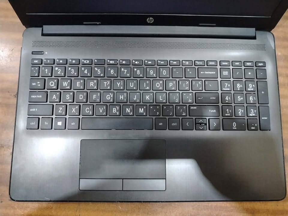 لابتوب HP • رام ٨ • ٢٥٦ جيجا