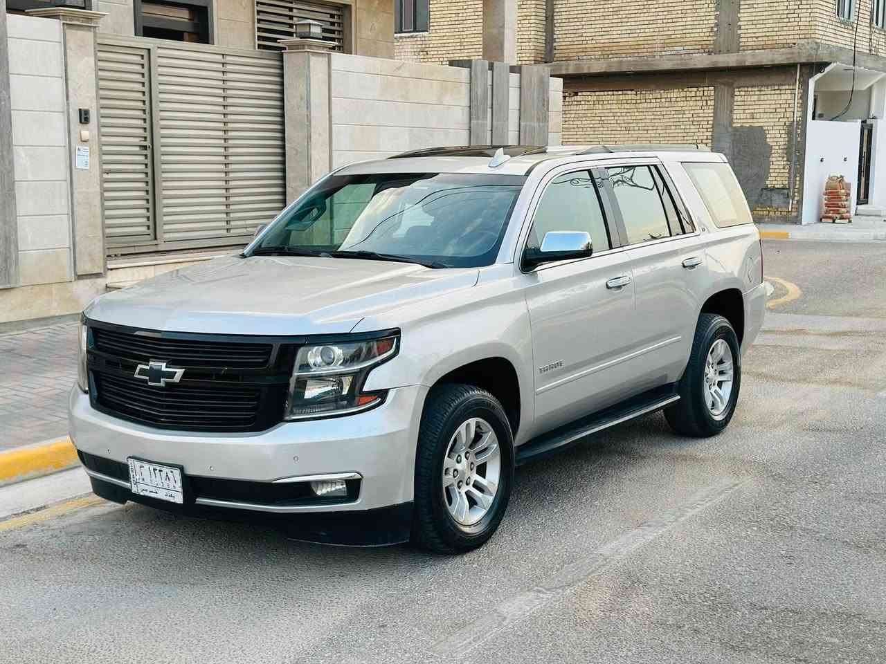 تاهو 2017السعر 253امريكي داخله كلين صار بيه قطعتين صبغ بدون دواخل بدون ايرباك سياره بريمر فول مواصفات رادار امامي رادار جانبي فتحه جنطه كهرباء حساسات امامي خلفي ماشيه 98مكينه 5300تبريد ثلج كشنات جلد منفصل كشنات كهربائيه شاير بل مري هيترات كشنات خلفيه شاشات سياره جديده او جاهزه ول سونار بل منشور  مكان سياره كربلاء *********** كربلاء, العراق
