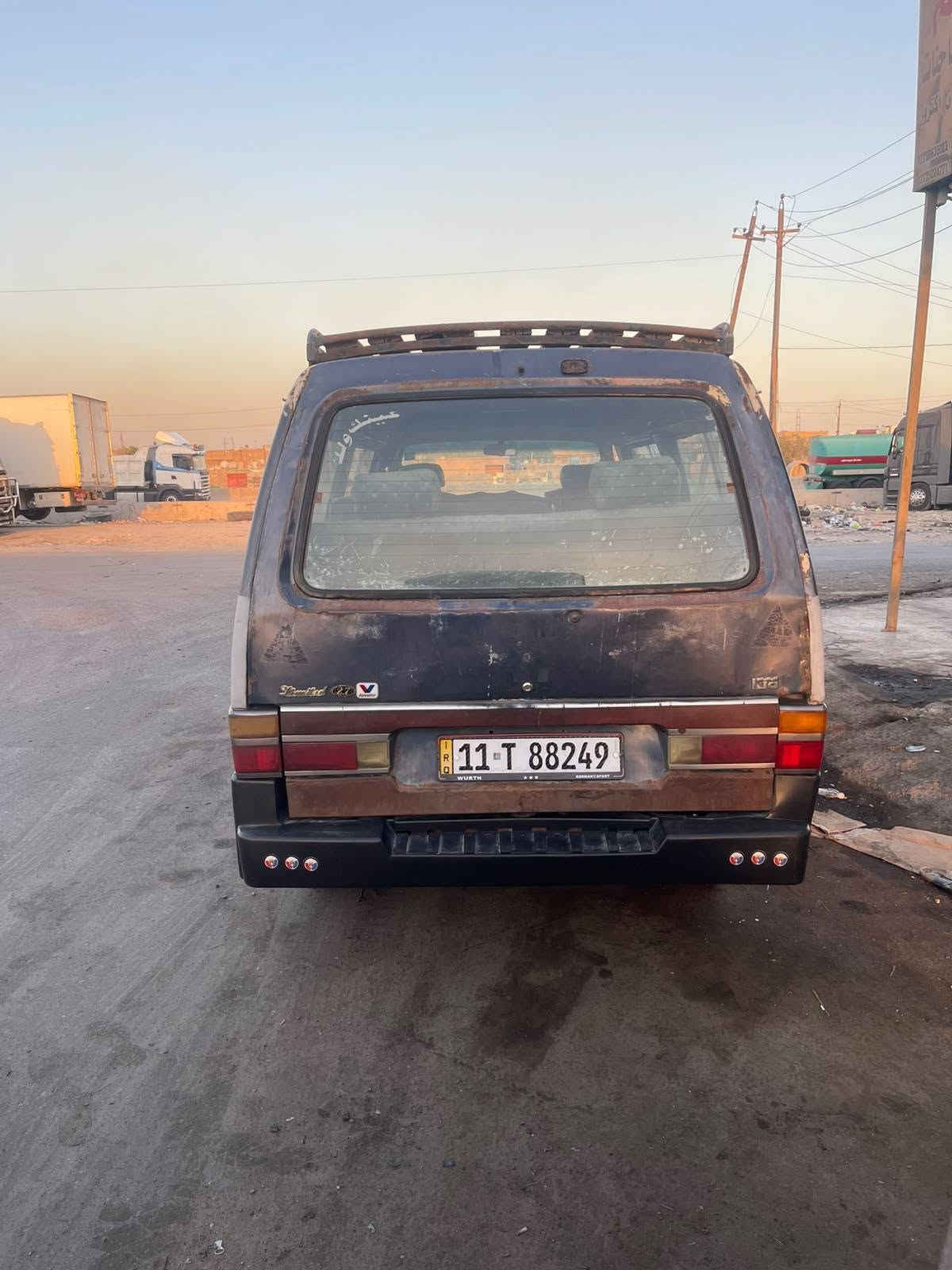 كيا بستا موديل 1994 رقم بغداد حمل  انكليزي سنوية لغاية 2030 مكينة جديدة كير اكسن كفالة تخم تاير كهربائيات كله شغالة 
مكان السيارة بغداد الدورة 
***********
السعر 30
