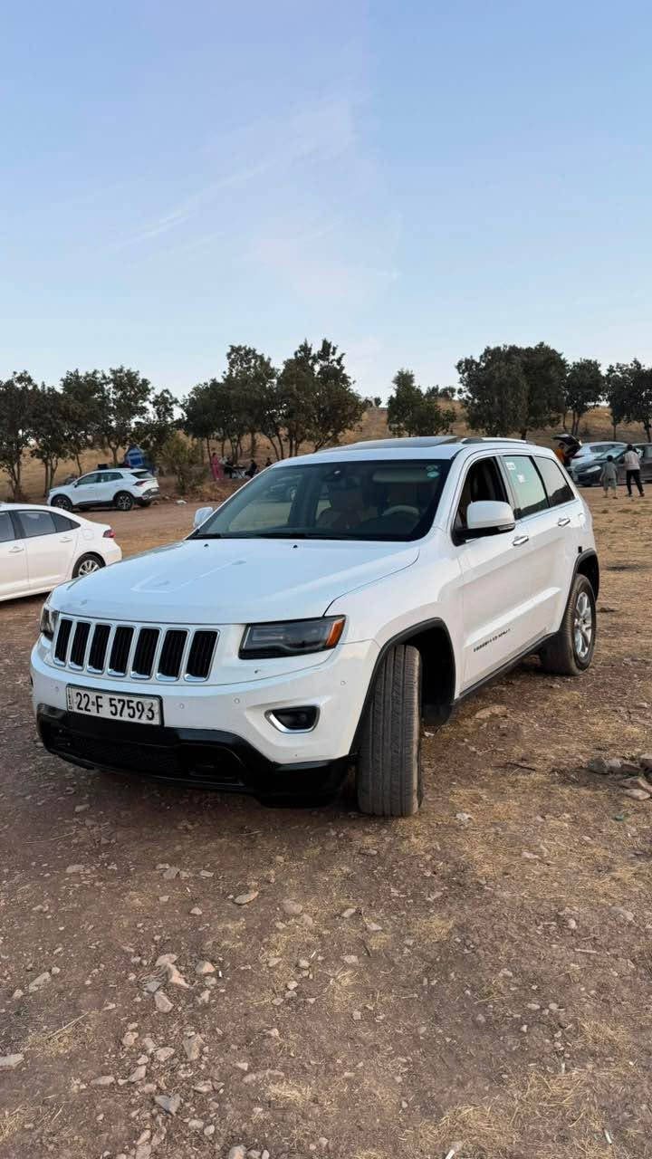 جيب ليمتد خليجي ٢٠١٤  فول مواصفات للاخير 1/1 دواخل اصفر (مرغوب)
 سعر مناسب جدا
بيع نقدي فقط بدون مراوس وبدون مدة
شنو ببالك مواصفات ببها ماشاء الله
بانوراما
دبل اكسل
شاشة كبيرة ( كار بلي )
شاشة سرعة واعطال
كشنات جلد وكهربائي
حساسات امامية وخلفية
تحكمات ستيرن
تثبيت سرعة
كاميرا خلفية
بصمة تشغيل
بصمة ابواب
كير طيارة
مسجل سيدي بالجكمجة
مراية هيتر وشيفت
تحكمات كير بالستيرن
تدفئة بالكشنات
٥ تاير جديد جدا
صدر جديد بالكامل
كير + محرك بشرط مامفتوح برغي
السسارة ماشية ١٦٧ ميل حقيقي
السيارة بيها بونيد وجاملخ سائق صبغ و٣ اماكن بارد بدون دواخل بشرط وبدون ايرباك او حالوب بشرط السونر افحص وين متيعجبك
السيارة رقم اربيل وموجودة في اربيل
سنوية ورقم جديد
السعر ١٧١ ومجال للطيبن
غرامة ٣ اوراق ينزل من السعر ورا المعاملة
تحويل او وكالة بشرط
اعتذر عن الاطالة والف مبارك للياخذها سيارة كلش حلوة وكاعدة ماشاء الله
*********** ويوجد واتس اب
رجاءا رجاءا اقرأ التفاصيل وبخدمتك أربيل, العراق
