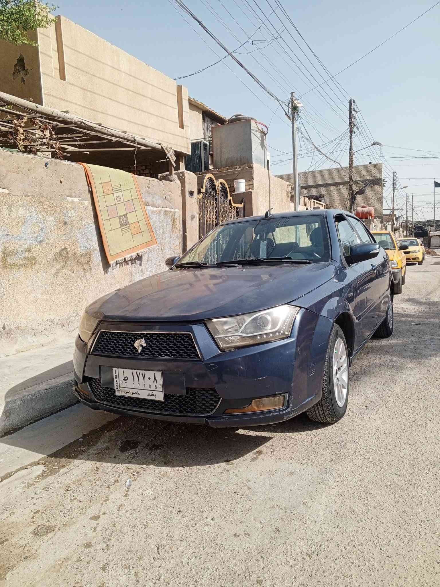 سلام عليكم سمنت دنا سياره كفاله من تبديل وصبغ وضرابه سياره بلاديه كير محرك خير من الله تبريد ثلج شاشه تحكمات ستيرن حساس خلفي كشنات سياره كلش حلوه وتجي وشوفهه بعينك أحله من الصوره موديل ١٨ عنوان بغداد العبيدي شهداء الثالث رقمي *********** السعر 45 وبيه مجال حك جيه
