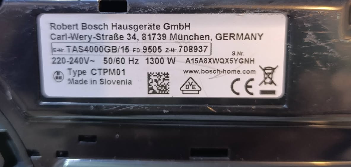 ماكينة قهوة اصلية للبيع ماركة BOSCH الاوروبي الاصلي،استعمال شهرين فقط وكلش نظيف،سعره النهائى ٤٠ الف دينار بدون معاملة،اني بأربيل اللي يريده خل يتصل عالرقم:
*********** 
ماكينة قهوة اصلية للبيع ماركة BOSCH الاوروبي الاصلي،استعمال شهرين فقط وكلش نظيف،سعره النهائى ٤٠ الف دينار بدون معاملة،اني بأربيل اللي يريده خل يتصل عالرقم:
