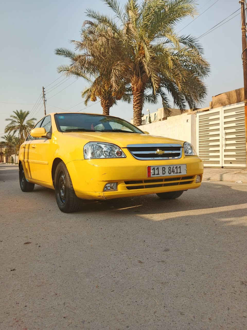 سلام عليكم.
ابتره للبيع موديل 2011 الشركه العامه رقم بغداد
الإنكليزي.
تحويل مباشر سنويه لل ٢٩.
محرك وكير وحداديه وتبريد  خير من اللّه كهربايات كلها شغاله.
صبغ جاملغ امامي فقط بدون ضربه.
سياره جديده ستخدام شخصي يعني ما مشتغله تكسي.
مال جناي سعر ٦٥ وبيها مجال بسيط.
مكان سياره بغداد محموديه رقم 📲 *********** /***********
