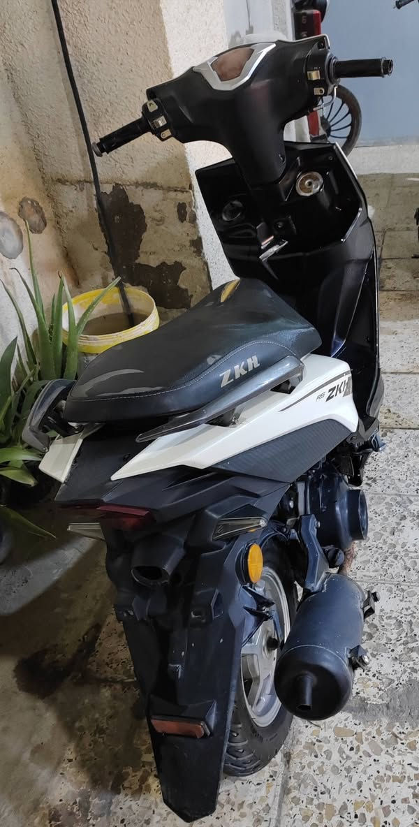 السعر ٣٠٠ مكان كربلاء ***********
