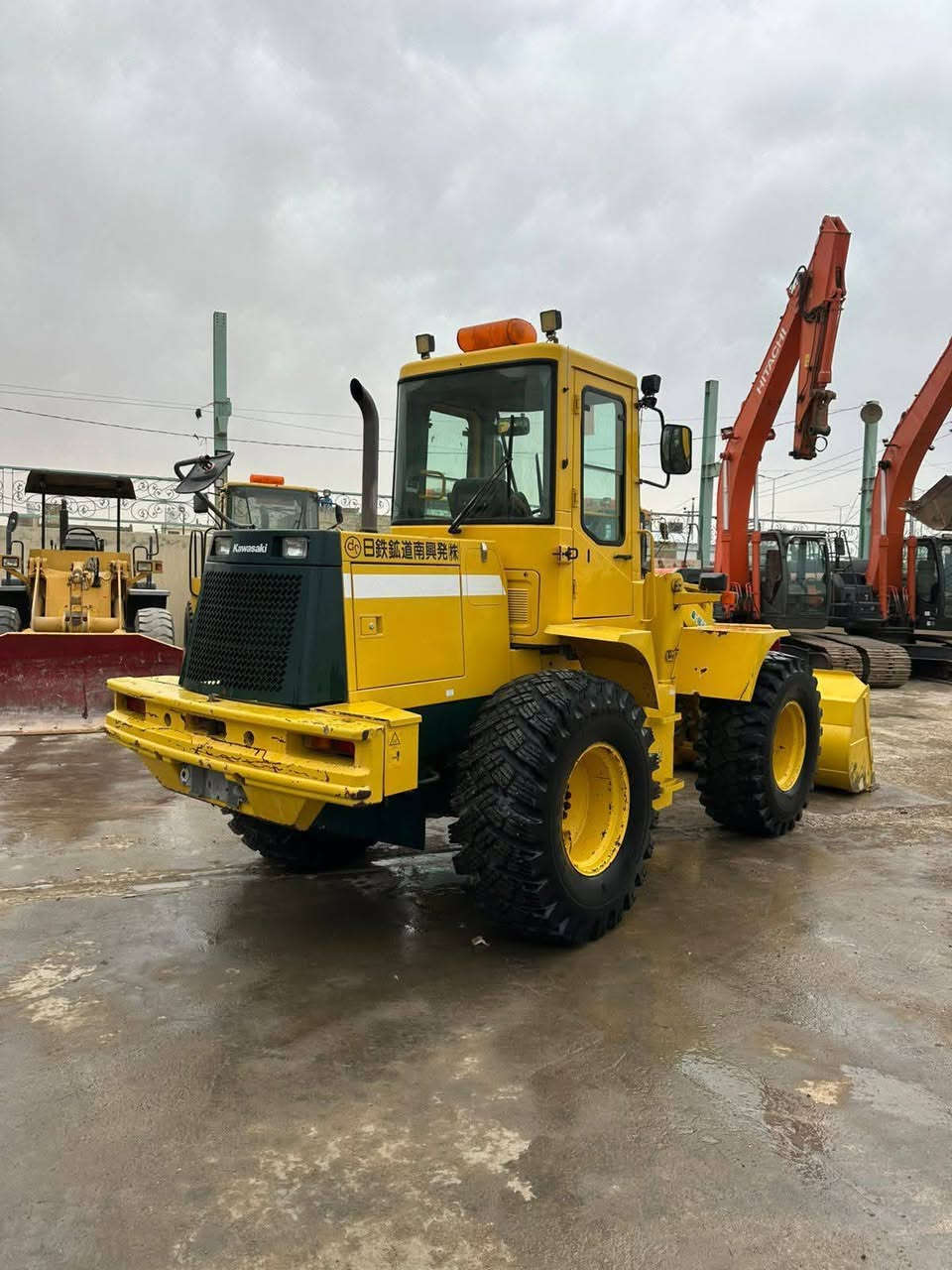 دخول جديد للعراق 
وارد ياباني 
كاوسكي حجم  60ZA
محرك  ازوزه 6 سلندر 
كير ميكانيك 
تخم تاير 
تبريد بلادي 
مشتغل 4000 ساعه
نظافه خير من الله 
العنوان النجف الأشرف 
***********2
