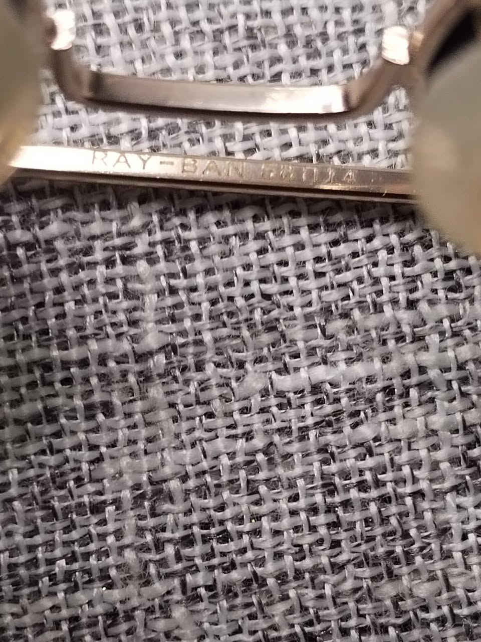 نظارة افاتور • رايبان • RB3025