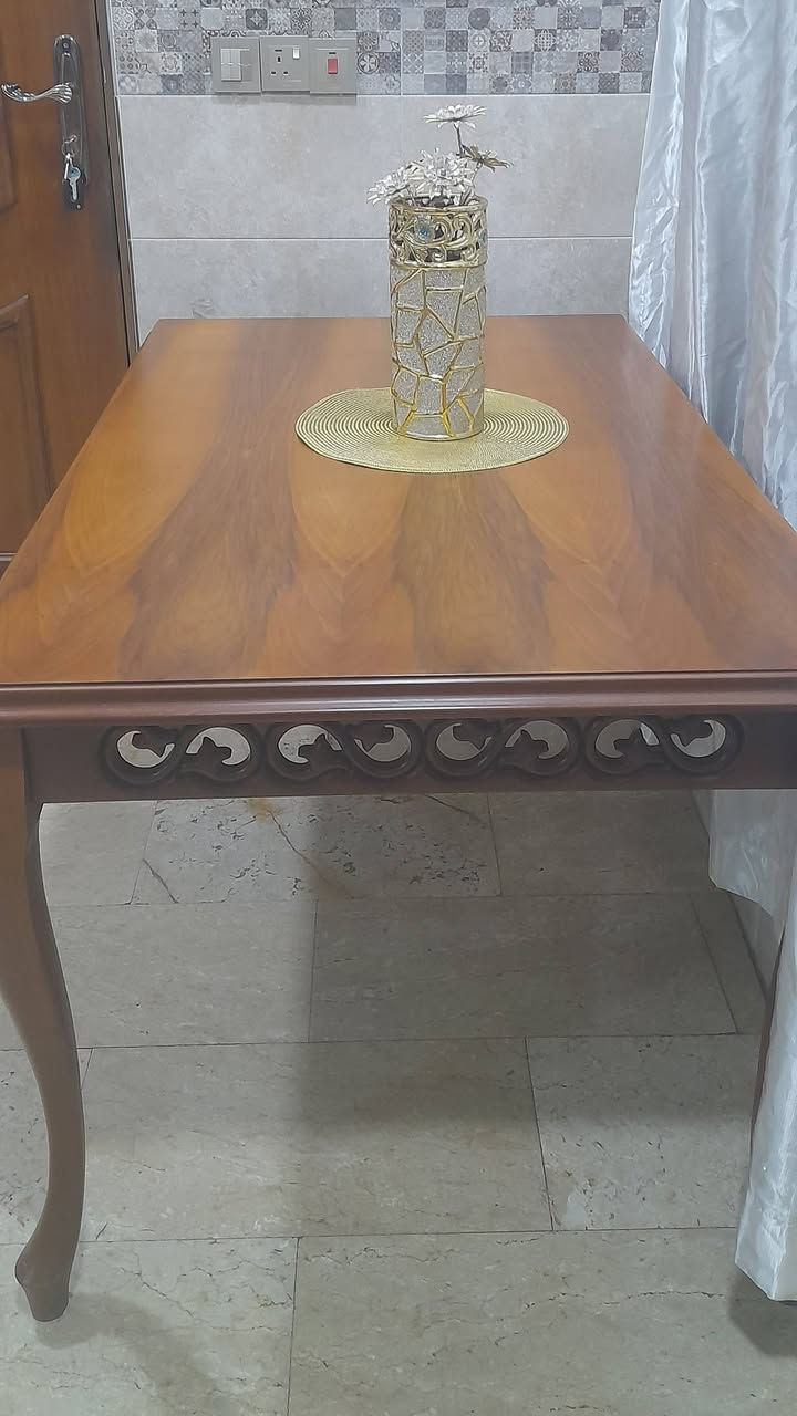ميز طعام خشب تركي للبيع
ميز خشب تركي ثقيل للبيع، نظيف بحالة ممتازة الميز ووياه ٤ كراسي المقعد مبطن بس الظهر مالتهم بيه ضرر
لون خشبي صاجي
السعر ٣٠٠ الف للميز وال٤ كراسي الي وياه
النقل والتحميل على المشتري
الموقع بالكاظمية
التواصل للجادين *********** من بعد الساعة 4 العصر
