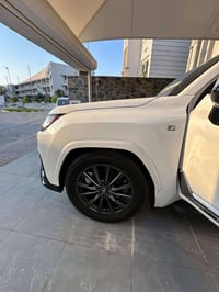 لكزس LX600 • ٢٠٢٤ • ٧ راكب