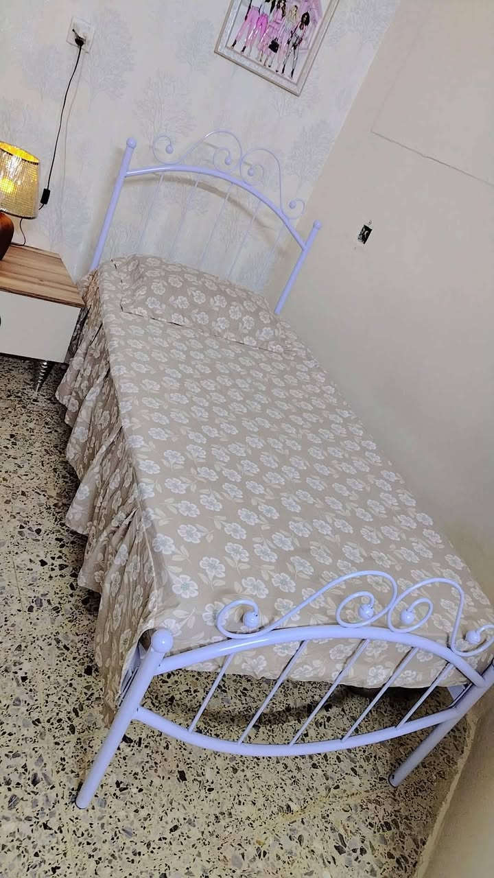 سرير نفر • دوشك جديد • مكان الشعب