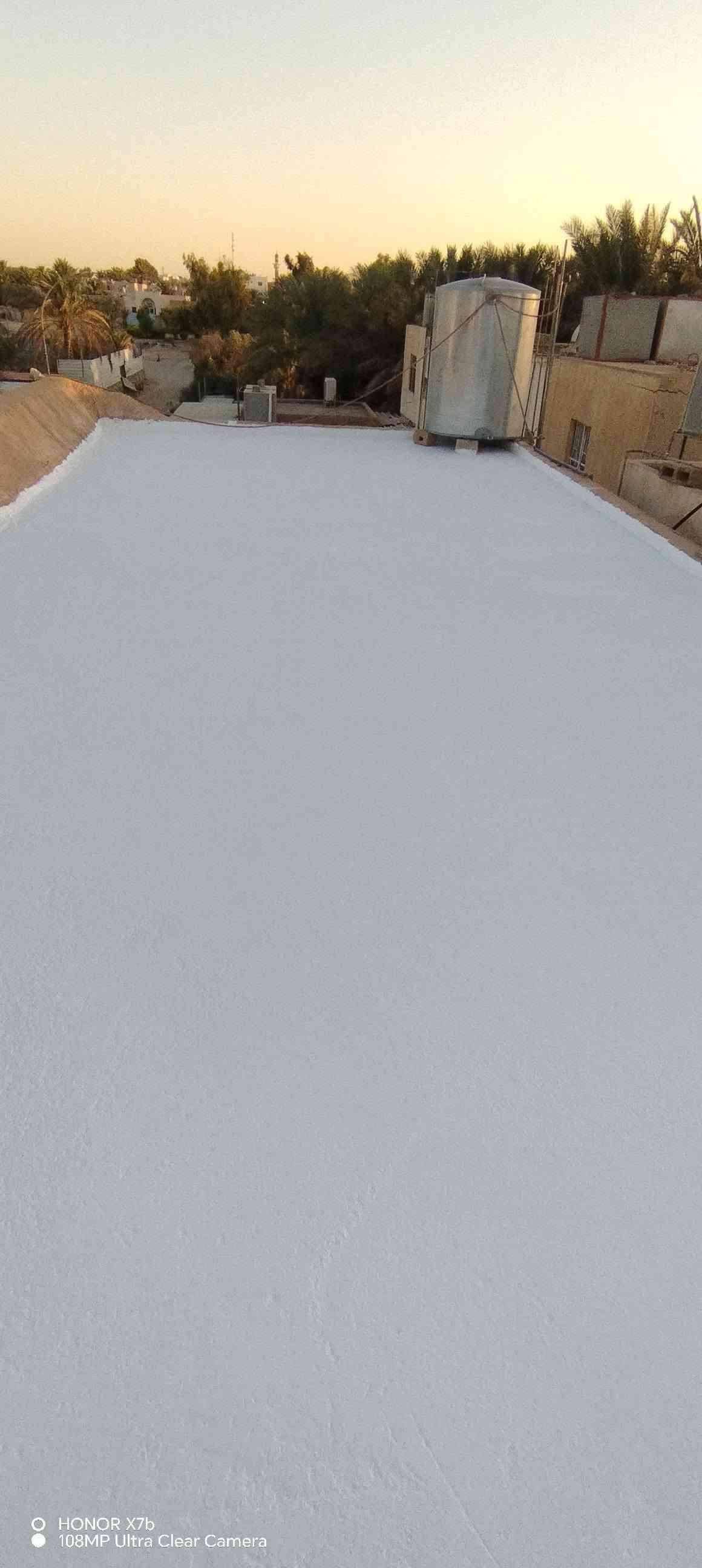 روف كارد  Roof Guard افضل عازل ومنتج عالمي.
مع الضمان الحقيقي 💯💯

يحمي من تسرّب المياه،الامطار و الرطوبة ذو أساس مائي متين و مرن جداً.
  يعمل على البنايات ذو السطح الاسمنتي.
مصنــّع خصيصاً لملاقاة الظروف الجوية الخاصة بمنطقة الخليج و الشرق الأوسط.
خصائص المنتج المختلفة :-
🔹متانة متميزة وفائقة لحماية الاسطح.
🔹مقاومة للماء والامطار.
🔹مرنة اذ أنها تتمدد وتتقلص مع تغير درجات الحرارة .
🔹تتمتع بدرجة عالية من الالتصاق بالمادة الخاضعة لفعلها.
🔹مقاومة للأشعه فوق البنفسجية ومصنعة بشكل يلائم حماية مادة البوليوراثان من التلف جراء الأشعة.
🔹ماده اكرليك تعزل المياة ١٠٠٪‏  وتعكس اشعه الشمس
رقم الهاتف:***********
*********** 

#لاشهرالمعالم_واجمل_البيوت

نص مكتوب في الصور:
- O HONOR X7b
- O 108MP Ultra Clear Camera
- HONOR X7b
- 108MP Ultra Clear Camera
- HONOR X7b 108MP Ultra Clear Camera