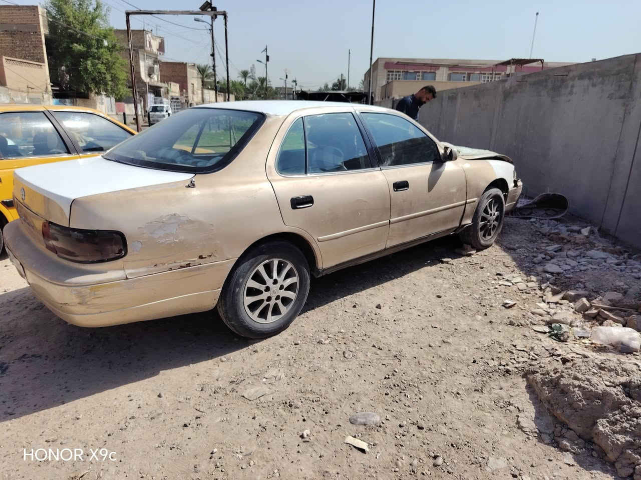 السلام عليكم كامري موديل 96  صدر امامي خلفي جديد قبل شهر سويتله ادامة  مكينه كير كفالة تبريد ثلج كهربائيات لوك بسمي السيارة رقم انكليزي داخ نضيف  السعر35 وبيهة مجال البارحة صار حادث ابيع علة حادثهة مكاني بغداد الشعلة
الرقم ***********
السلام عليكم كامري موديل 96  صدر امامي خلفي جديد قبل شهر سويتله ادامة  مكينه كير كفالة تبريد ثلج كهربائيات لوك بسمي السيارة رقم انكليزي داخ نضيف  السعر35 وبيهة مجال البارحة صار حادث ابيع علة حادثهة مكاني بغداد الشعلة

نص مكتوب في الصور:
- HONOR X9c