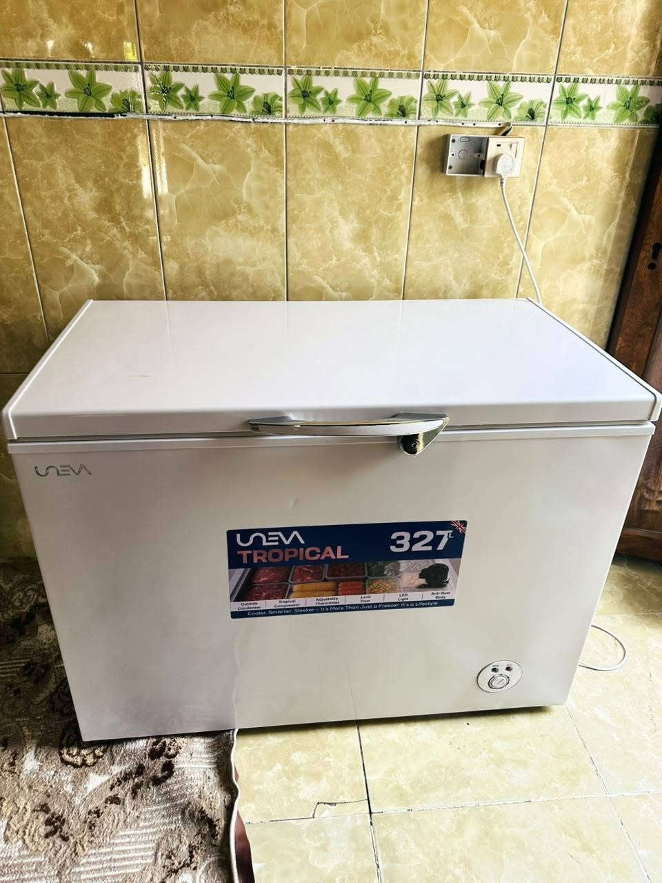 مجمدة • ٣٢٧لتر • ضمان سنة