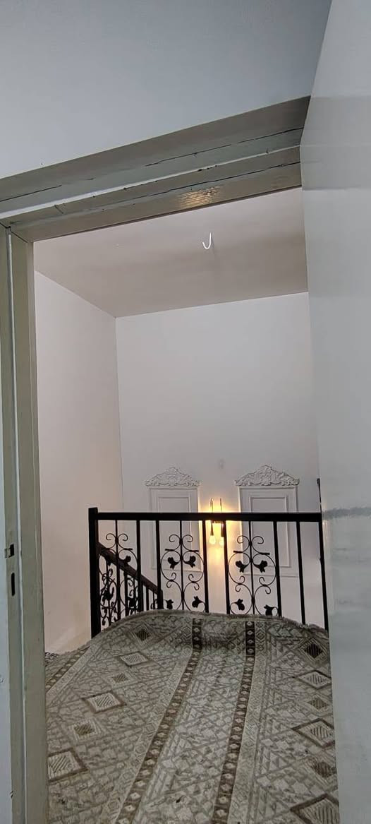 بيت للبيع من صاحب البيت مباشرةً بدون دلالية
بيت للبيع 50 متر كربلاء المقدسة 📍
متر طابق ونص حي الوفاء
 جديد مربع ركن طابق ونص
 بناء طابوك كله صب مسلح
موقعه مميز بدايه الحي
 قريب جداً عن شارع 60 التجاري
البيت ركن على اربع شوارع مميز

سعره، 105وبي مجال للشراي
يرهم مراوس بقطعه 100 متر او مراوس بيت مطلوب إسكان 
*********** واتساب
