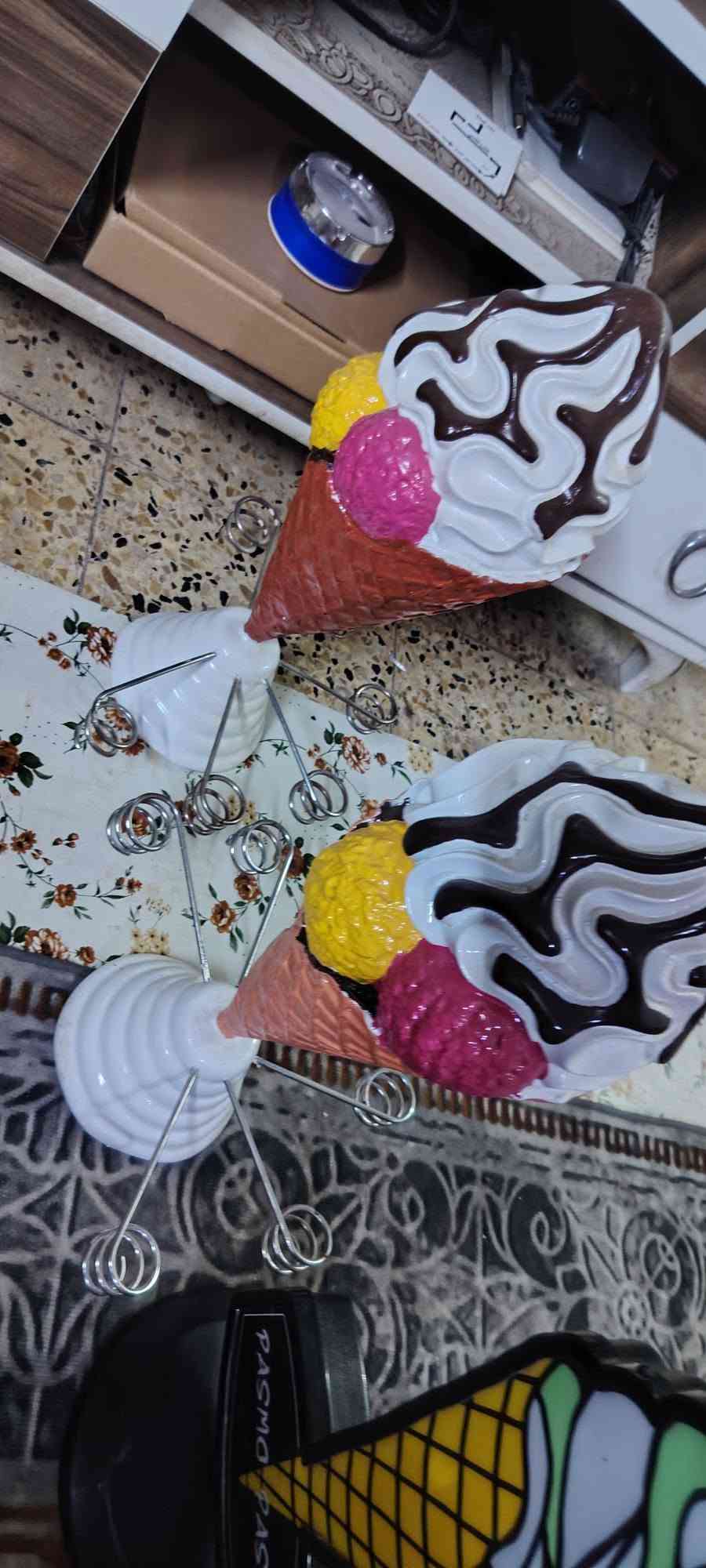 مجسمات آيس كريم • ديكور • للبيع