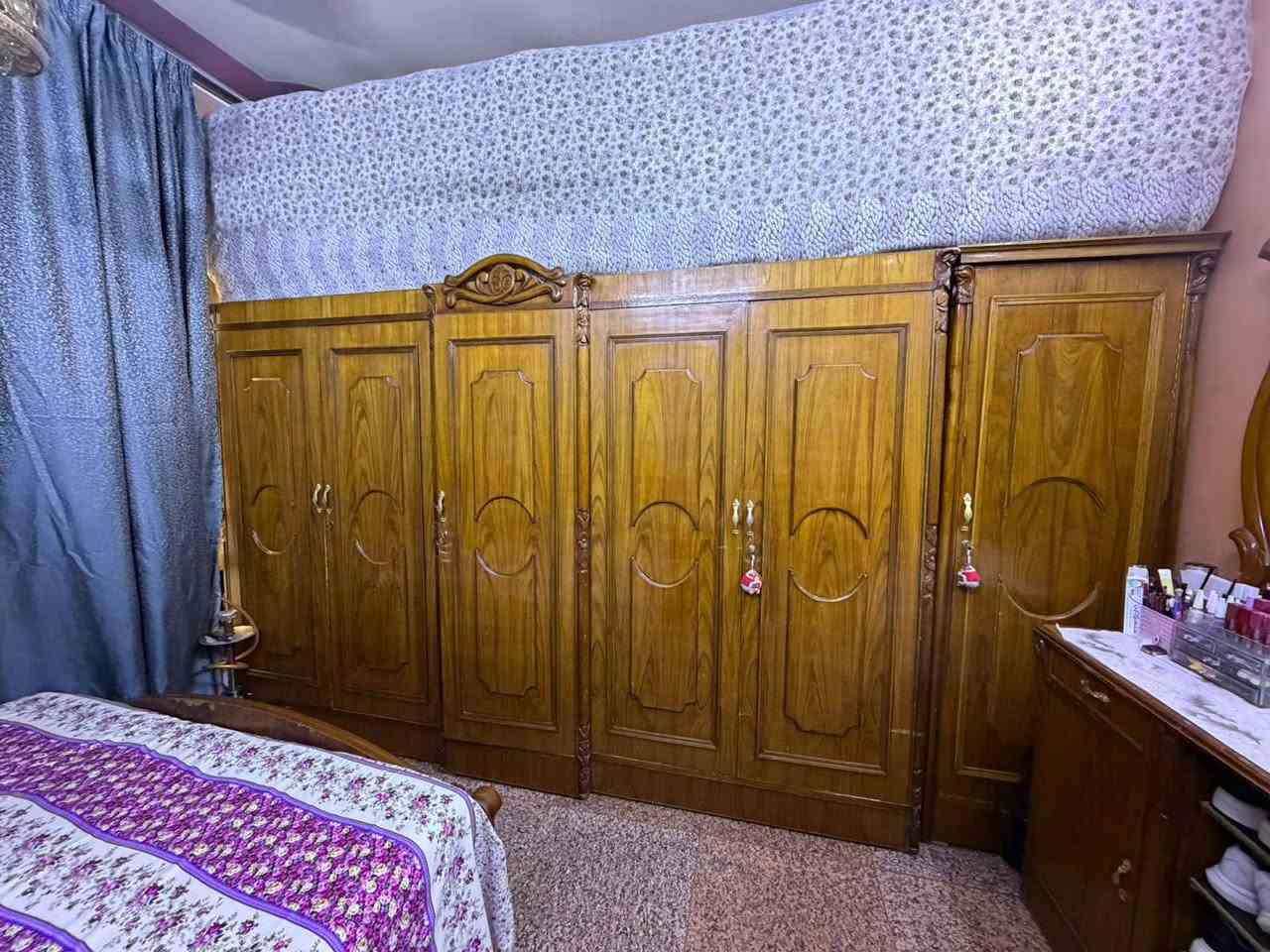 غرفه نوم • ٥ ابواب • درجه اولى