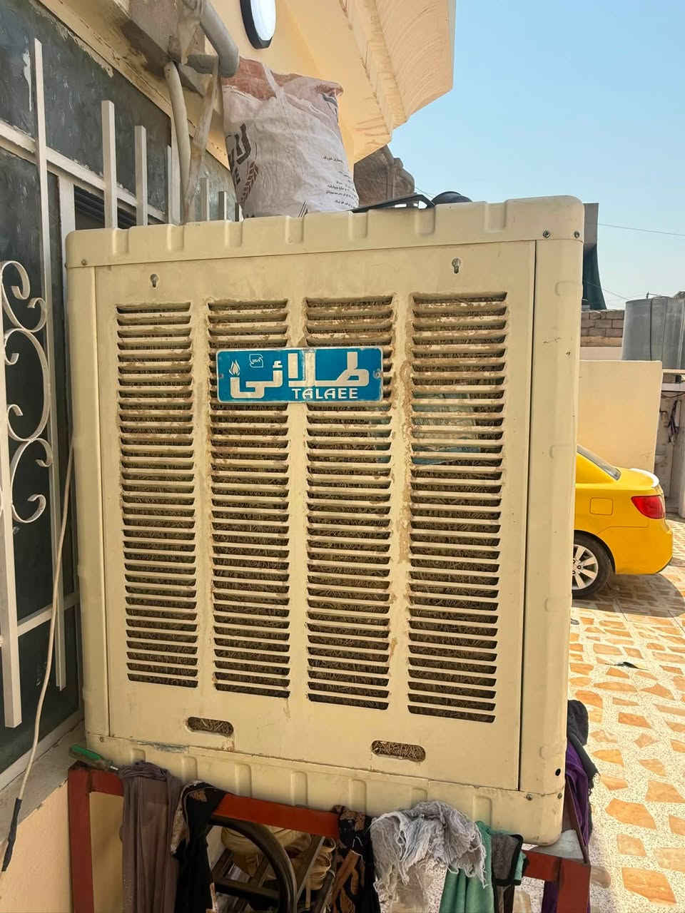 للبيع مبرده طلائى حجم4/5 

مبرده بحاله ممتازه

شرط شغاله عل فحص

المكان موصل الايسر 

السعر250 وبيها مجال بسيط
 
للاستفسار واتساب على الرقم

***********
