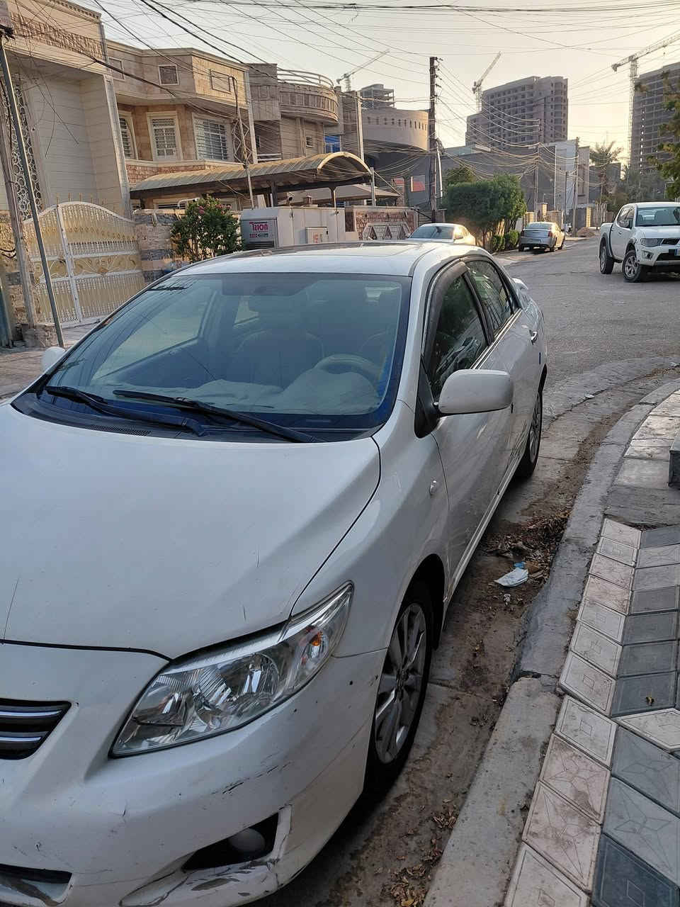 كورلا 2009 خليجي  رقم بغداد  سعرها 95 ورقه مواصفات تبريد بيانو والمرايات شفط وفتحة سقف، رقم الهاتف  ***********    العنوان بغداد الكرخ الغزاليه
