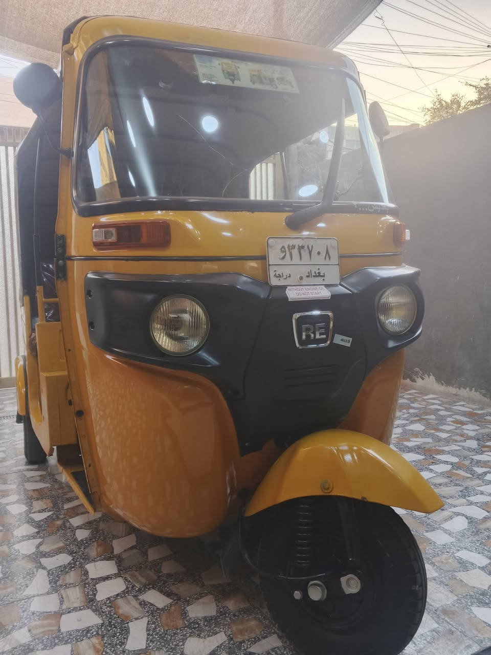 السلام عليكم تكتك للبيع موديل  2020  تكتك جديده أحله من الصور كفاله معمر بس دوسات مكاني بغداد مدينه الصدر الرقم ***********
