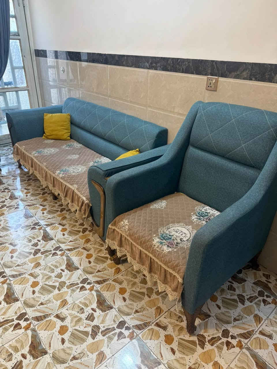 كنب • جديد • استخدام قليل