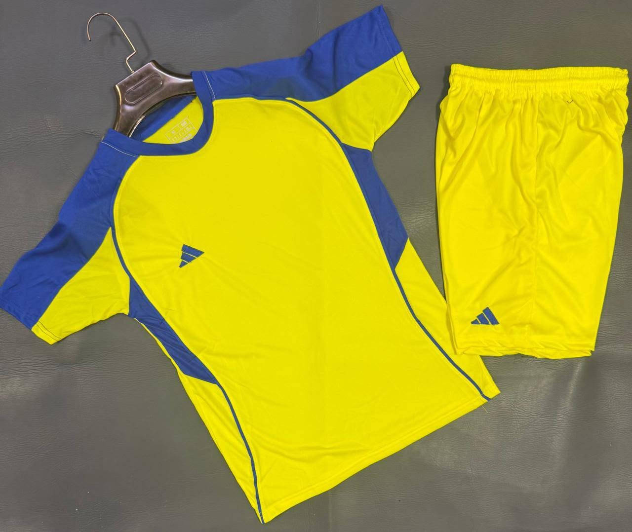 وصل الجديد الخامه ستن فقط يمنا
بادوش سبورت للتجهيزات الرياضية .Badush sport  

براعم +رجالي +جمله ومفرد 🫰🤍
