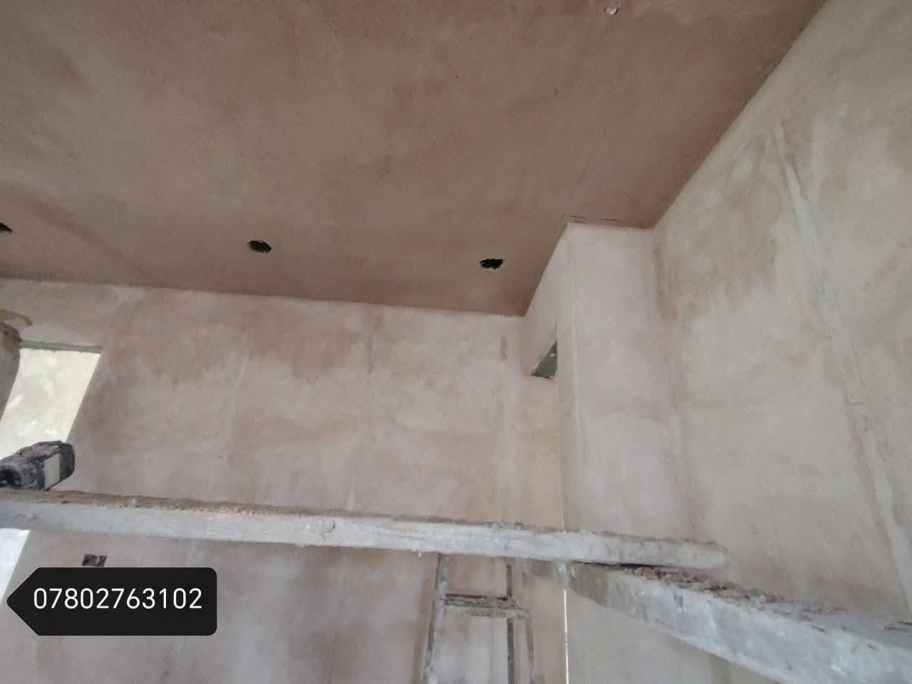 السـلام عليـكم
👷 لباخ متـفـرغ
⚒️ العمل بنظام (المتر، المقطوعة، أو اليومية) 
📐 نعمل بأحدث الطرق المتميزه
📏 سمـنت + جراره + سقل + مساطر تصفير جدران
🌓 جـص + بـورگ
🛠️ تقشيـر جدران وإعادة ترميمه
⚪ نثـر واجهات وأسيجه
🔨  دقة في التنفيذ ، التزام بالمواعيد
📞 للتواصل ***********.. ***********

نص مكتوب في الصور:
- ***********