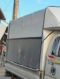 شاحنة • للطلب • استفسار