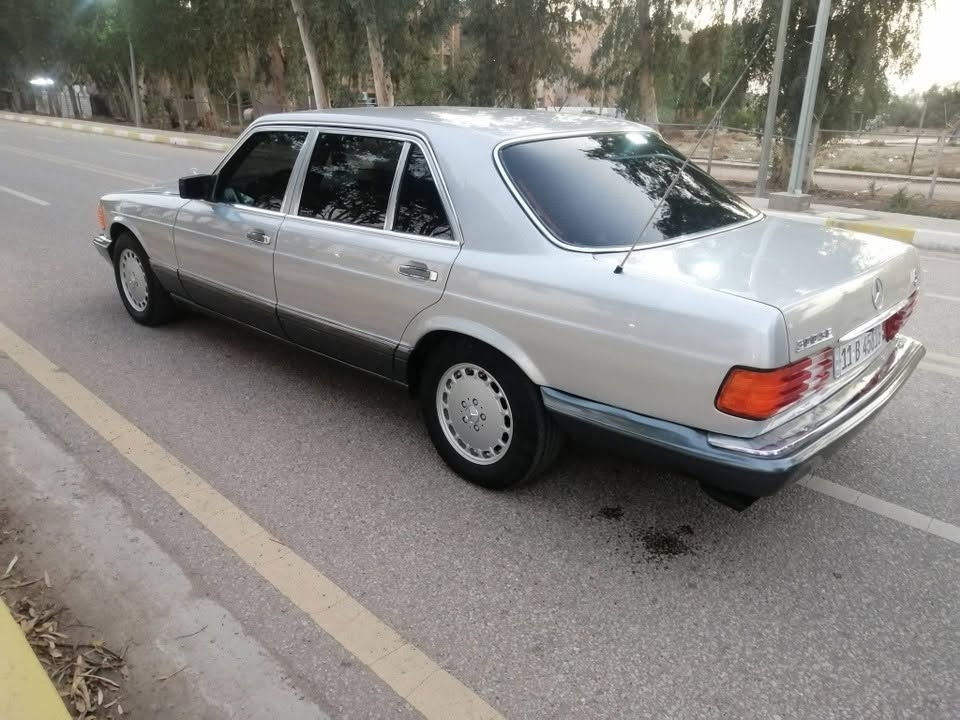 سلام عليكم
مارسيدس رئاسي 300SIL بلاد باب طويل 

موديل 1989 تبريد شغال مابيها اي نقص

مراوس بي ام 525 مسكر نظيفة

*********** واتساب
