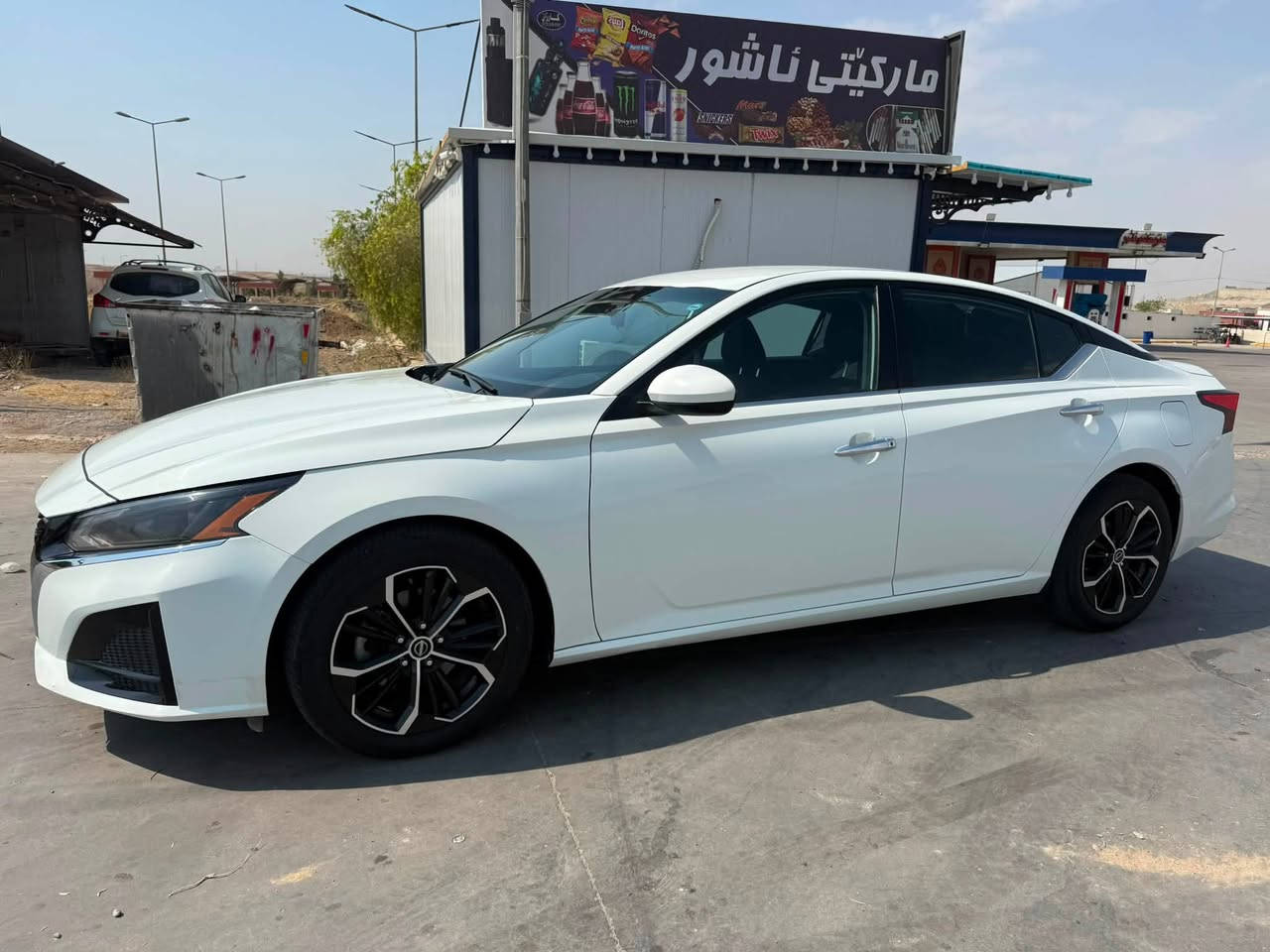Nissan altima 2023 S
 قتعتين صبخ جاملغو بونيد  بدون شاصي  سيارة جديد مابي نقص
 
سعر 143
***********
