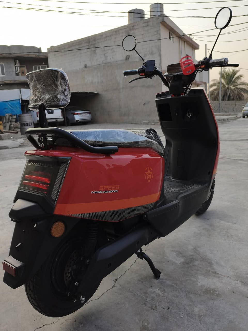 ماطور شحن 2025
فضائي 
6بطاريات كبير شرط
مثبت سرعه 
تشغيل عن بعد 
تايرات جديد
لايتات لد 
اشاير لد 
بريكات هيدروليك 
سعر 650 بي مجال 
عنوان ديالى جلولاء 
***********
