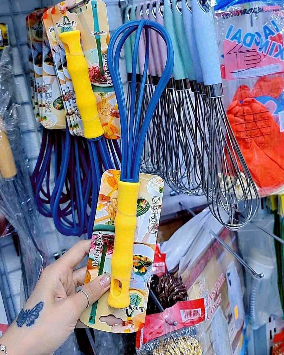 مجمع الريان كل ما يحتاجه بيتك بمكان واحد🛍
تشكيلة متنوعه من قسم حاجه الف 💯
 تشكيلة متنوعة من المواد المنزلية بجودة وأسعار مناسبة ✨ أدوات مطبخ ✨ مستلزمات منزلية ✨مواد تجميل💄قسم حديث ولاده😇قسم السفريات🍽قسم سليبرات🩴قسم تجهيز باقات ورد وهدايا💐🎁 منتجات عملية للاستخدام اليومي
📩 للاستفسار أو الطلب راسلونا على الصفحة 🚚 تتوفر لدينا خدمة توصيل لكل المحافظات
الرقم //***********
العنوان //بسمايه الشارع العام مقابل برهومي الشارع الخدمي مجاور أسواق اللؤلؤة
أوقات الدوام⏰من الساعة 10 صباحاً الى الساعة 1 ليلاً
