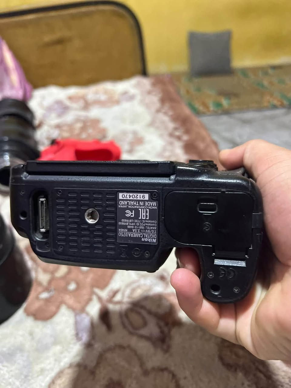 نيكون 750d • عدسة 500/150 • نضيفه