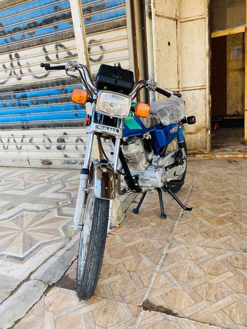 سلام عليكم دراجه للبيع اوراق اصولي معمره كله جديد السعر 850 وبيه مجال وهاذه رقمي ***********
