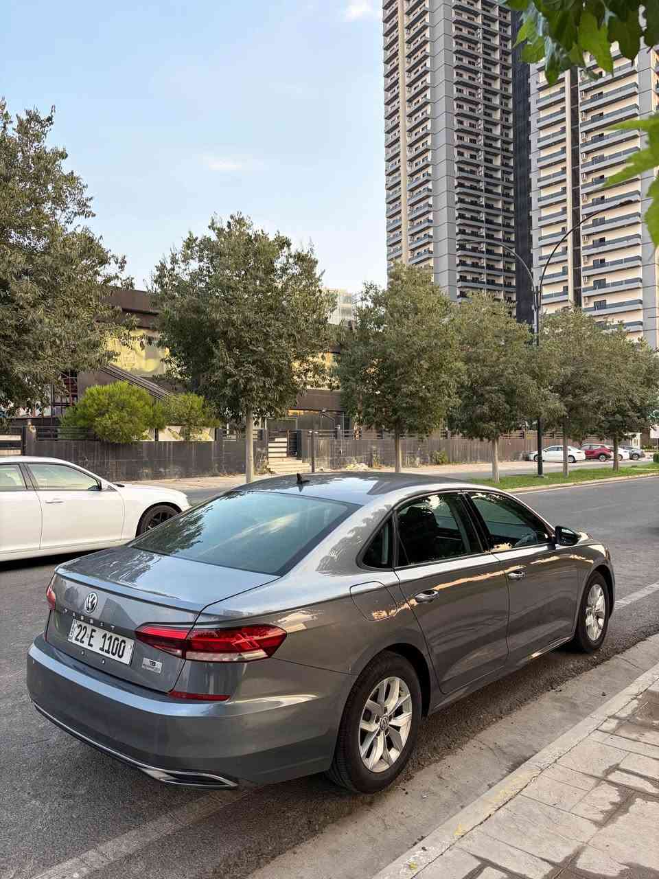 Volkswagen Passat 
2020 
پاسات ٢٠٢٠ كندي كلين 
نيو مواسفات 
بي بؤياغ 
٢ جي pdr 
مكينه ٢٠ توربو 
به شه رت نه كراوه ته وه 
سوكان ڤوليوم 
كوشين هيته ر 
بسمه 
لايت + بگلايت ليد 
شاشه گه وره 
ئاوينه هيتر 
به ناوي خومه بي كيشه يه 
٤ تايه ي نوي 
سعر - ١٤١ ورقه و مجال 
شوين - هه ولير پارك ڤيو 
*********** 
*********** أربيل, العراق
