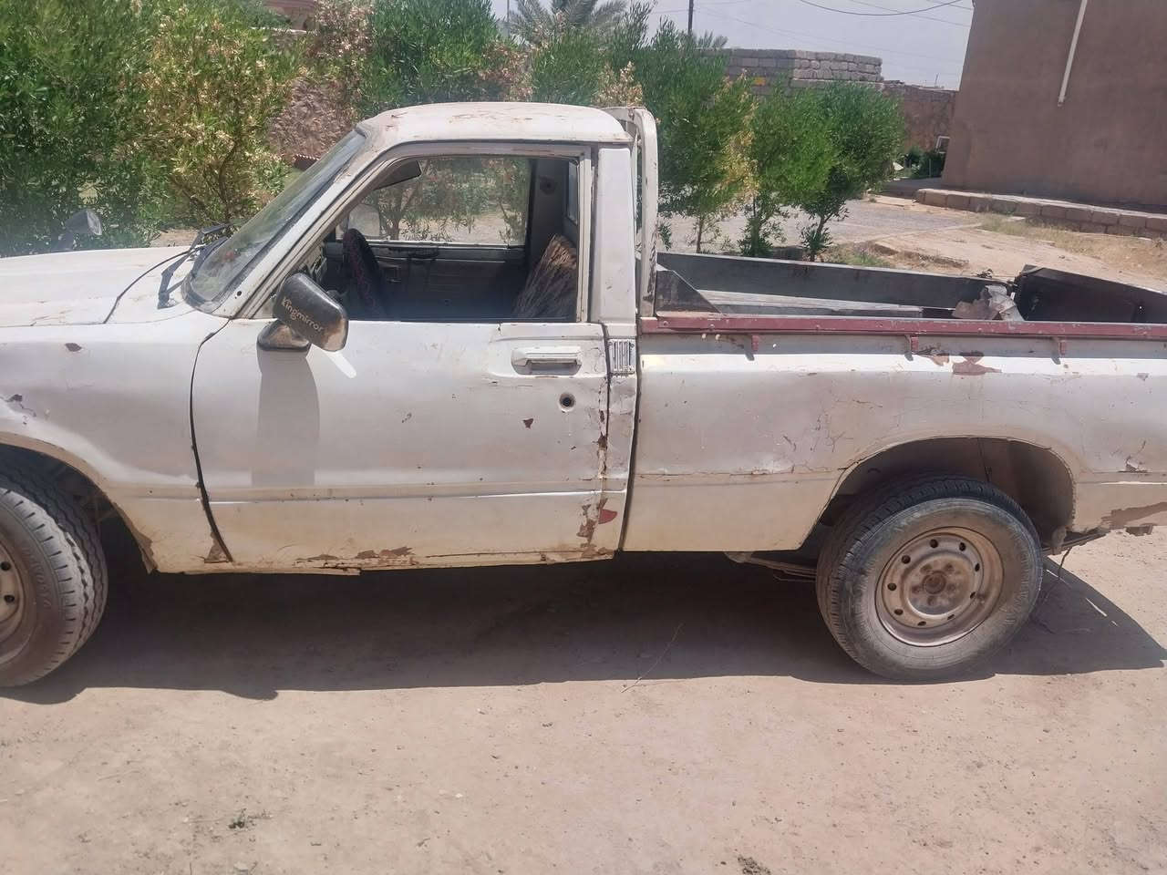بيكم موديل ،80 للبيع شرط محرك وكير
السعر 15 ورقة وبيها مجال بسيط 
***********
