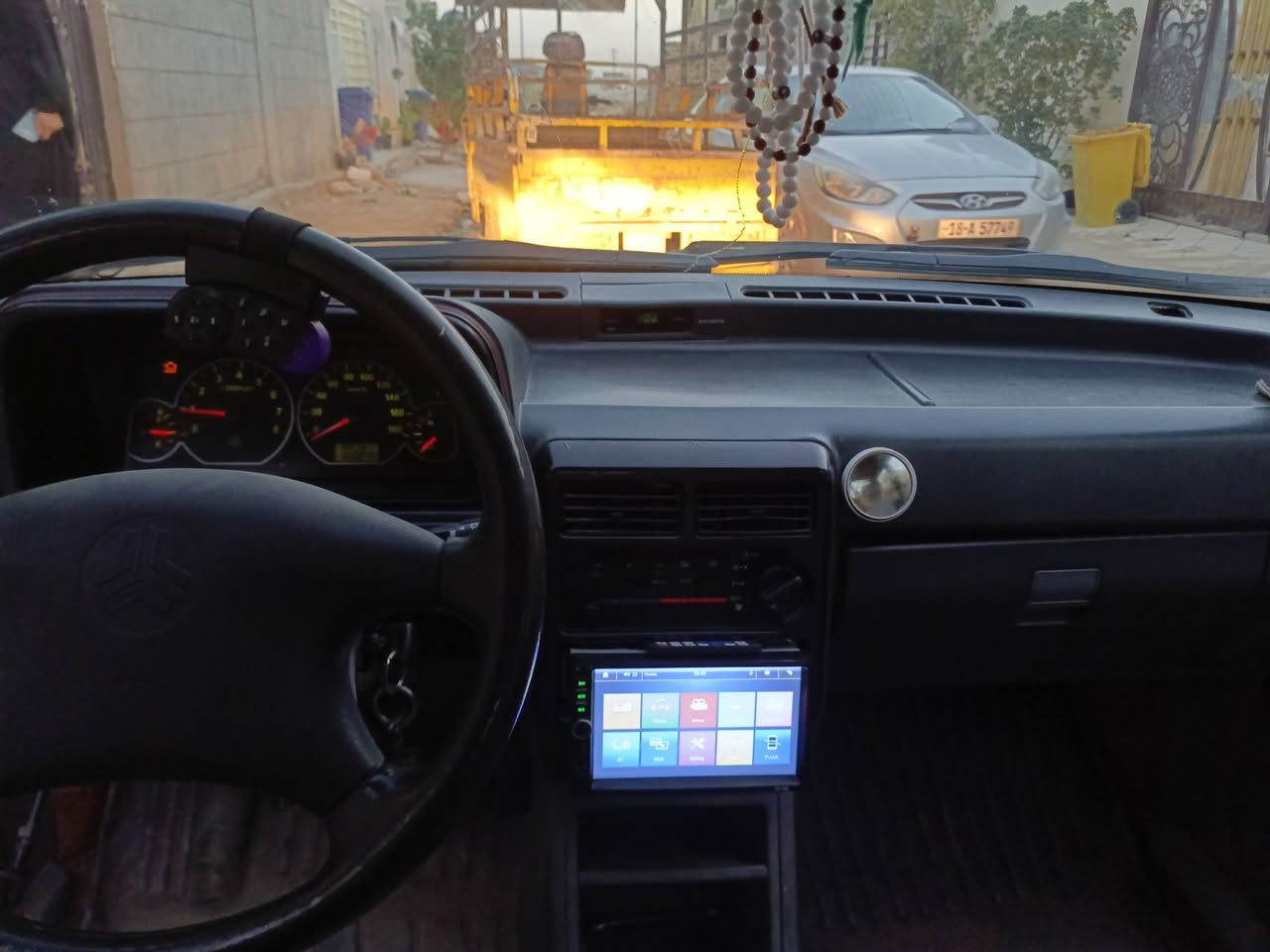 موديل ٢٠١١
سايبه حداديه جديده عينه وصينيه جديده شواصي مكفوله تبريد خير من الله تخم تاير كاعيه جلد شاشه سستم مصفره غرامات السعر ٢٥وبيه مجال لليجي الرقم بابل حله شارع 80 يم حلويات قصر الشام *********** اذا كان رقم مغلق رقم الواتس شغال

