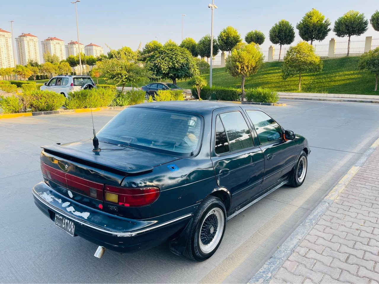 سەرەتا بەناوی خوا ماشاءالله لەماڵی هەموو لایەک 
نمونه له جوانيو پاكي ناوي له ده ري زور جوانتره 
 كيايي سيڤيا  مووديل 1993ئارم پلاستيكه  به شه رتي ئارمو ئه وه ليات و موس و براوه ش به شه رتت 
ته بريدي ساردوو گه رم به شه رتت❄️❄️❄️❄️❄️❄️
مه كينه 8به خه گير عاديه به شه رتي گيرو مه كينه هه لمي نيه 
كاره باهي هه مووگياني مه زبوته 
لايت زينونه قفل مه ركه زييه دوو جام كاره باهي سيدي گه رمي هه موو شتيك ئيش ده كاتت 
كامل گيچه كاني ئيش ده كاتت 
سه ياره كه تا بليت توندو توله چركه يي تيا نيه 
چوار تايه و ويلي BBS هه رچوار تايه كه ي تازه تازه به سراوه بويي 
سه ياره كه پيشو دواهي كه پسه ده عمي قورسي نييه 
نرخ ((((21 گه لا معامه له )))
له سليمانيم 
***********
*********** السليمانية, العراق
