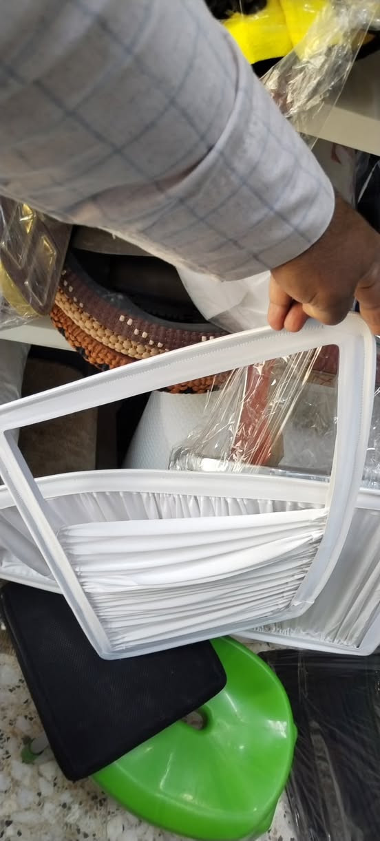 جديدنا اليوم بردات ملكه ابيض سحب 
السعر ٢٥. العنوان نجف شارع حي الشرطه 
***********
