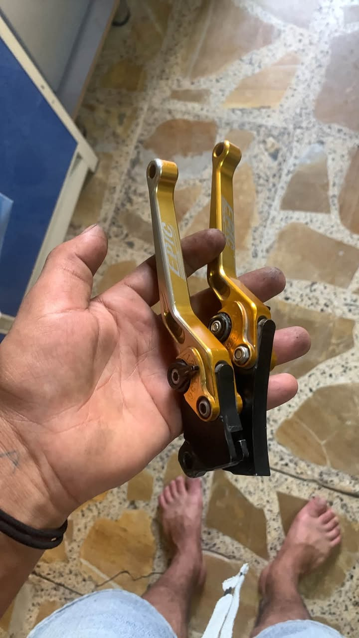 السلام عليكم اخوتي الطيبين 
نواعم سكنس 
يدات كرزي انسي واي 
فراك انس واي 
ملقط كرزي مختلف 
يدات ايبك ذهبي 
بكلايت مشمشي خليه
بكلايت بلادي 
فلاوين انسي واي مشمشي
مكاني بغداد الدوره استفسار خاص او 
(***********)♥️
