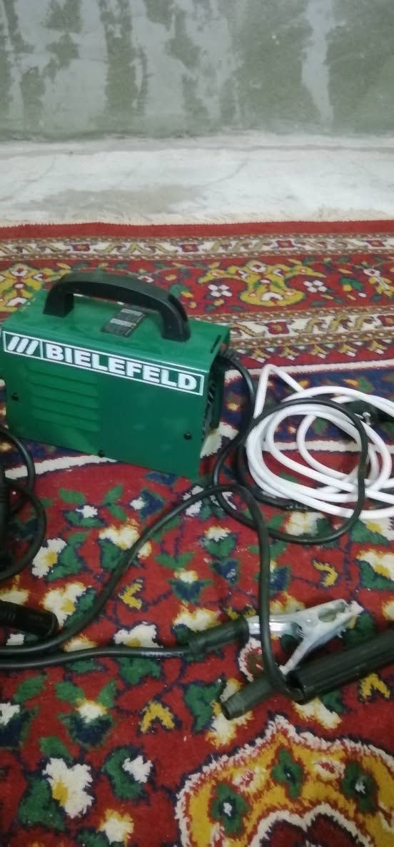 سلام عليكم مكينه لحيم جديده وكوسره شغله البيع  سعره  50الف مكانه كربلاء ***********
