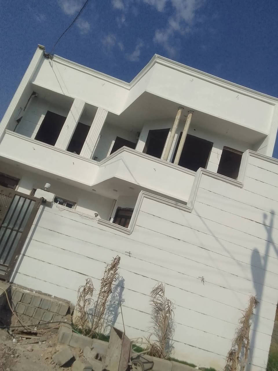 خلفه بناء اولبخ شغل درجه اوله معة كادر ما نطلع من بيت الحد منكمله وسعار مناسبه للستفسار *********** موجود وتساب
