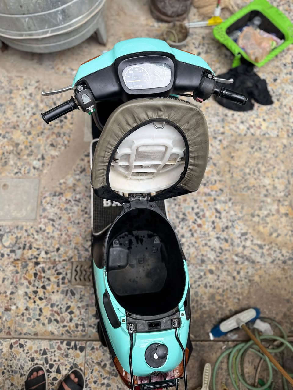 بطة • نضيف • مفتوح