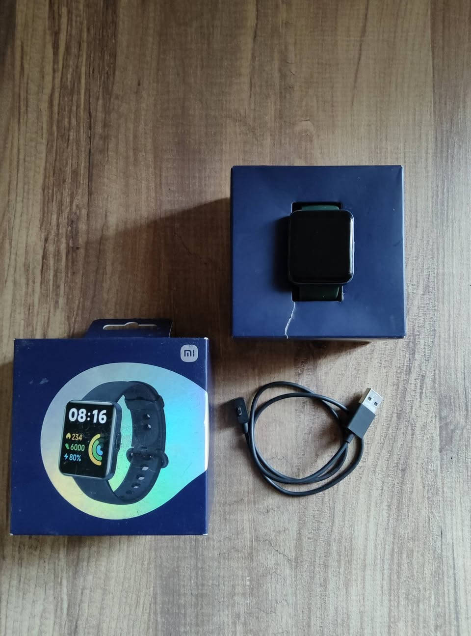 السلام عليكم
⌚ للبيع Xiaomi Watch 2 Lite

ساعة شاومي الذكية Watch 2 Lite، مناسبة للرياضة والاستخدام اليومي، بتصميم خفيف وأنيق.

🔹 الشاشة: AMOLED قياس 1.55 إنش
🔹 الدقة: 320 × 360 بكسل
🔹 نظام تحديد الموقع: GPS مدمج
🔹 الرياضة: تدعم أكثر من 100 وضع رياضي
🔹 الصحة: قياس نبضات القلب، نسبة الأكسجين SpO₂، تتبع النوم ومراقبة النشاط
🔹 مقاومة الماء: 5ATM
🔹 البطارية: تصل إلى حوالي 10 أيام مع الاستخدام المعتدل
🔹 الاتصال: Bluetooth
🔹 التوافق: Android و iPhone
🔹 الوزن: حوالي 35 غرام
🔹 تطبيق الساعة: Mi Fitness

📦 الحالة: [نظيفة جداً ]
📦 الملحقات: [ساعة + شاحن + علبة ]

📍 المكان: [النجف الاشرف]
💰 السعر: [60]
(يوجد توصيل)
***********]
