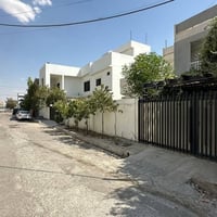 طريق بغداد • ٣٠٠م • واجهتين ١٥م