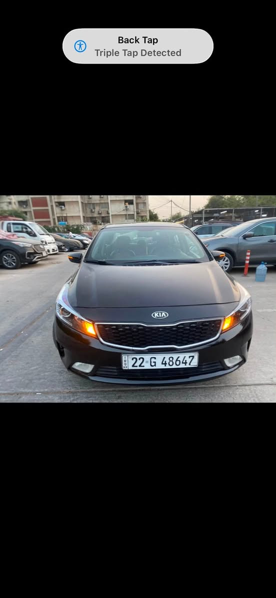 السلام عليكم بيع او مراوس كيا سيراتو VIB خليجي اعلى فئه مواصفات 
مكينه ٢٠٠٠
تحكم ستيرن اربع جهات 
كروس سرعه
ستيرن تدفئه 
خزن ميموري اربع وضعيات 
كشنات تدفئه + تبريد خلفيه واماميه
كشنات جلد 
فتحه سقف
مرايه عاكسه
مود درايف ٣ وضعيات مختلفه سبورت + نورمل+ طبيعي 
ثلاجه جكمجه
تبريد قطعتين 
حساس تايرات 
منظومه تبريد العام بدلته كامله ميفصل كهرباء
ماشيه ١٧٤  الف كيلو 
ملاحظه : بيه جاملغ امامي ايمن نصفه بارد ونصبغ ونفس الجهه حافه البنيد بارد وصبغ
وباب خلف السائق ٤ أصابع بارد فقط تكحيل
السعر١٢٥  قفل قفل بدون عمله 
مكاني بغداد الصالحيه 
للاستفسار ***********
