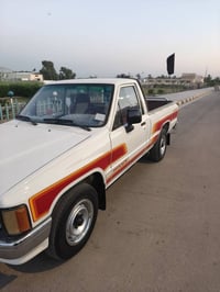 البيع بيكم موديل 88 سيارة جهازه من كل نواحي  انتصال عل هاذة رقم 077148...